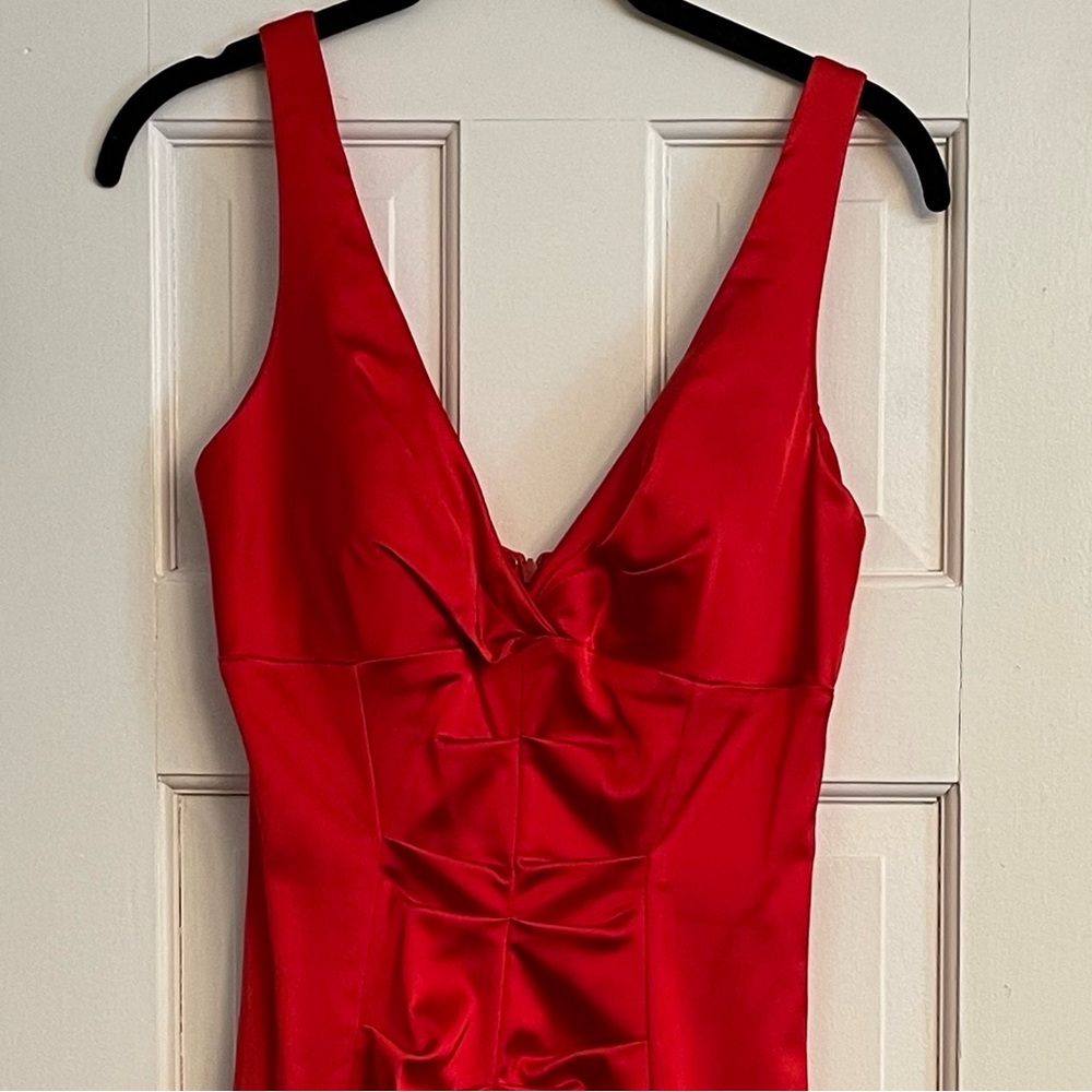 Cache Red Satin V-Neck Sleeveless Dress